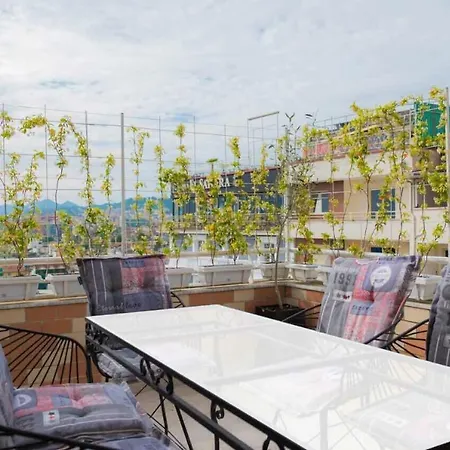 Daire Modern Furnished With View